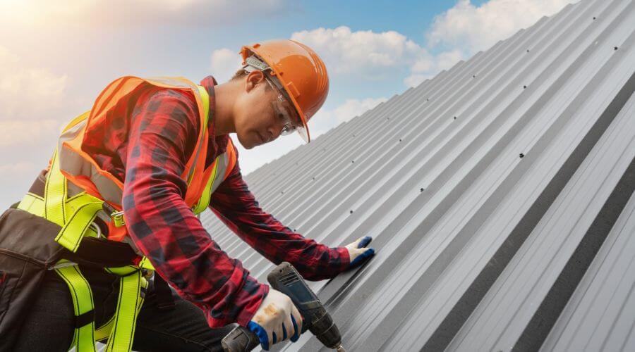 Owens Corning roofing contractor in Walton, KS